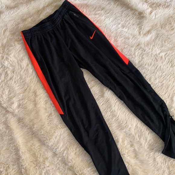 NIKE Dri-Fit Joggers - Picture 5 of 6